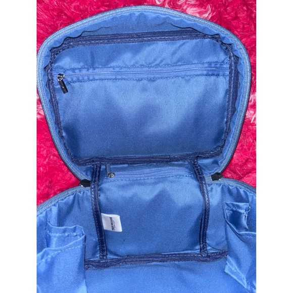 True Religion Denim Red Cosmetic Travel Bag Makeup Organizer Pouch Pouch NWT - Picture 5 of 6